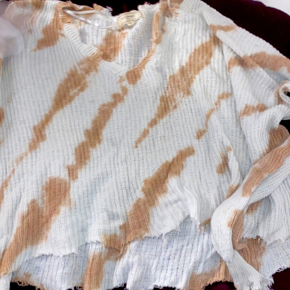 Never worn perfect condition long sleeve